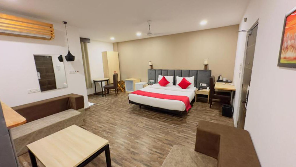 Hotels in Noida