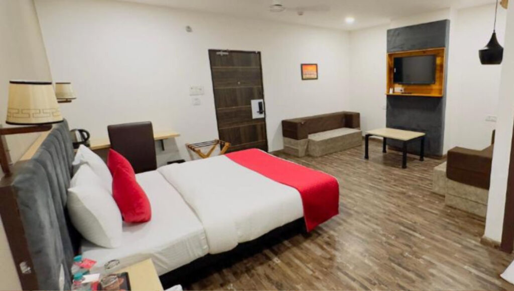 Best Stays in Noida