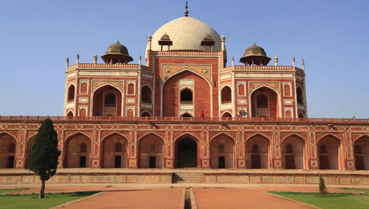 Hotel near Humayun's Tomb