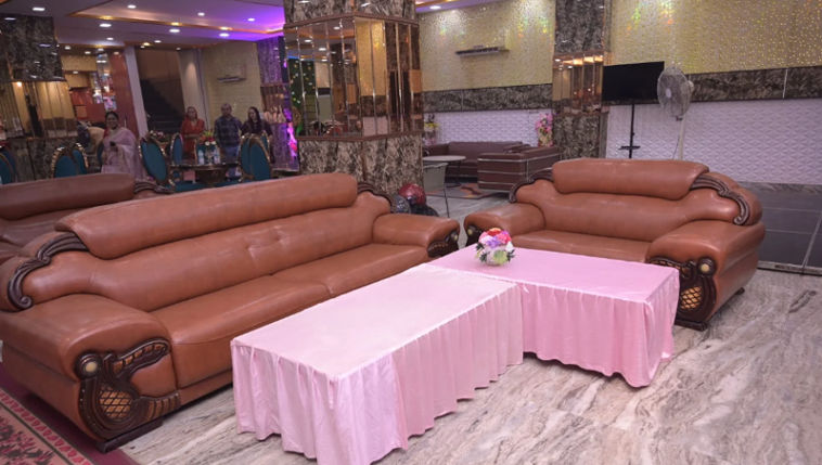 Banquet for party in noida